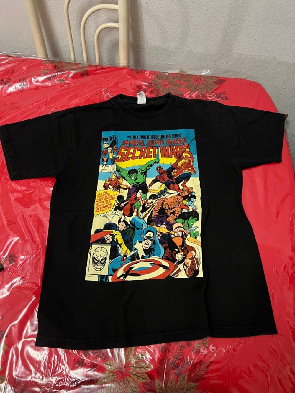Marvel Secret Wars Black Graphic Tee mens Sz Medium - Mad Engine-